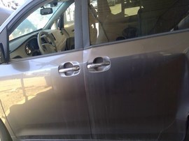 2013 TOYOTA SIENNA. GRAY, XLE MODEL, 3.5L, AT, FWD,   Z26404